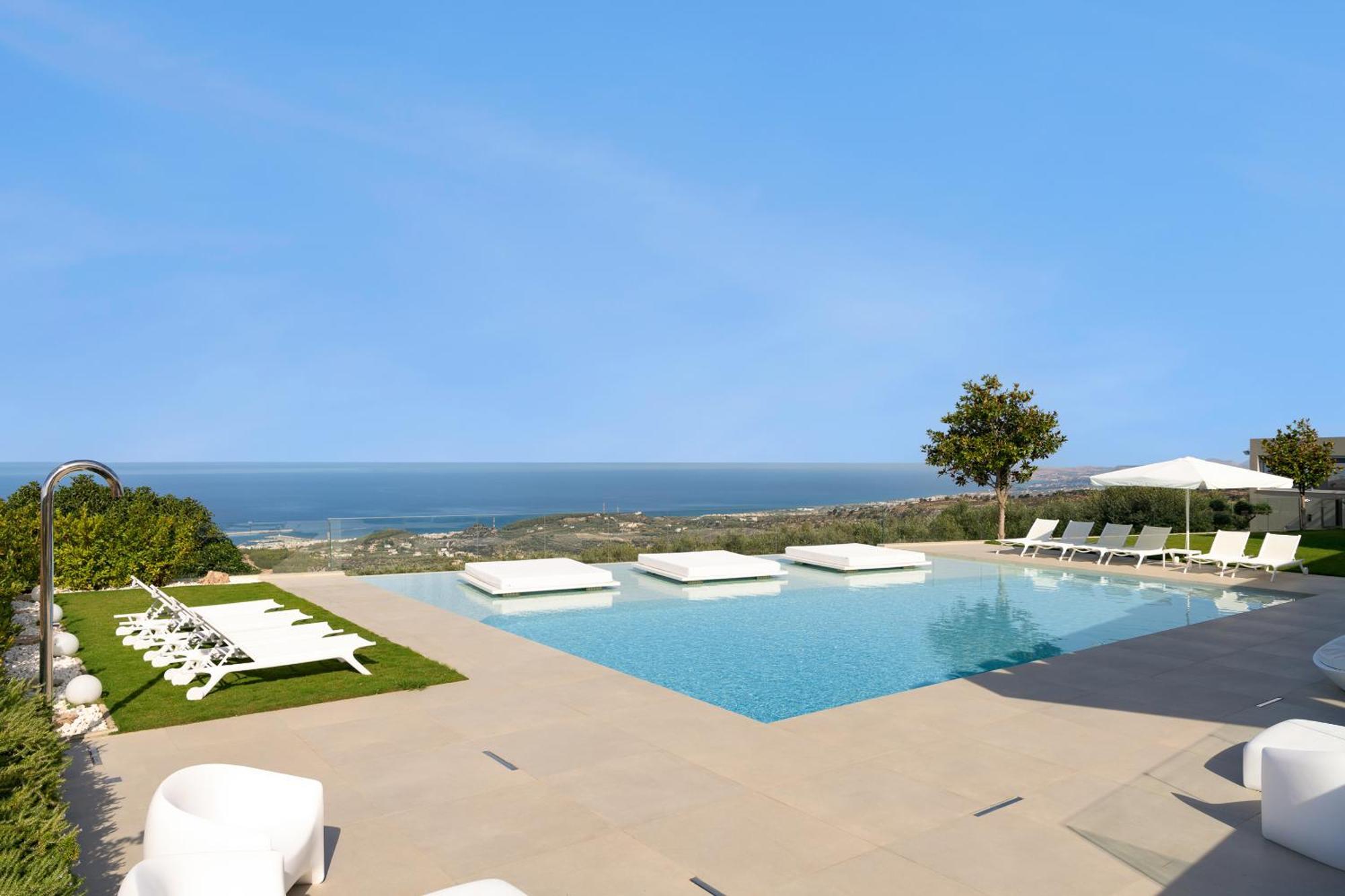 Amphi Exclusive Residence Somatas ภายนอก รูปภาพ